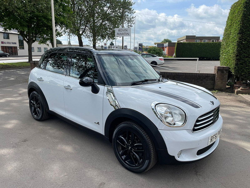 MINI Countryman 2.0L COOPER D ALL4 5dr Diesel Automatic Euro 5 (110 bhp) 5dr Automatic 2025
