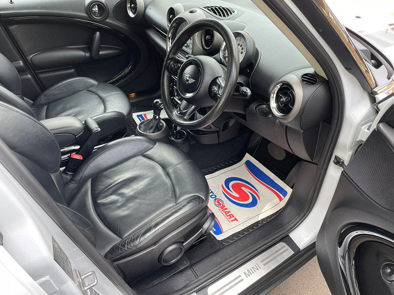 MINI Countryman 2.0L COOPER D ALL4 5dr Diesel Automatic Euro 5 (110 bhp) 5dr Automatic 2025