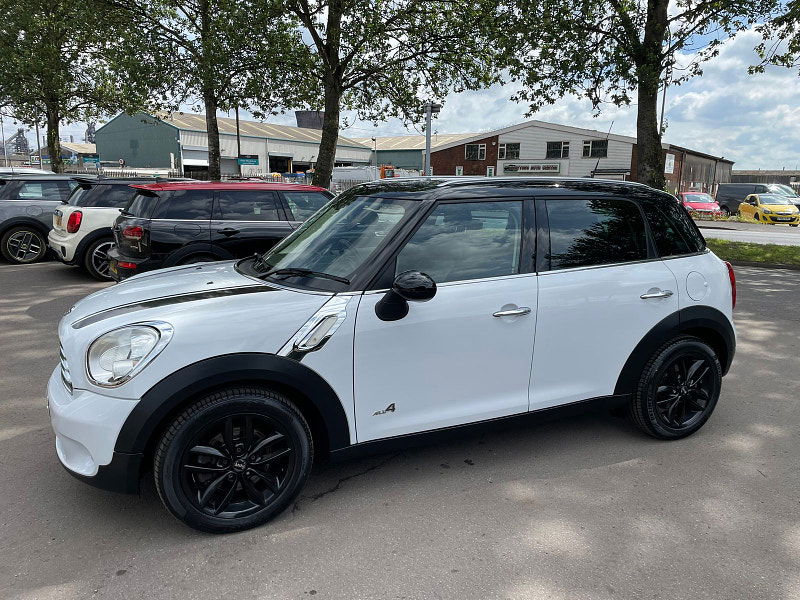MINI Countryman 2.0L COOPER D ALL4 5dr Diesel Automatic Euro 5 (110 bhp) 5dr Automatic 2025