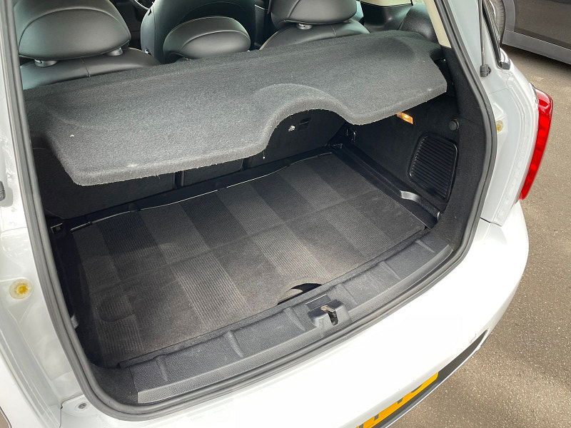 MINI Countryman 2.0L COOPER D ALL4 5dr Diesel Automatic Euro 5 (110 bhp) 5dr Automatic 2025
