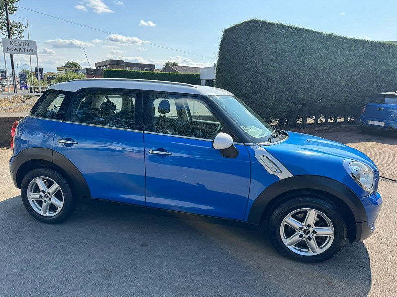 MINI Countryman 2.0L Cooper D Auto SUV 5dr Diesel Automatic Euro 5 (110 bhp) 5dr Automatic 2025