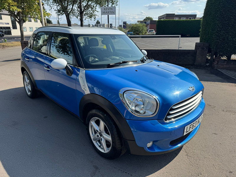 MINI Countryman 2.0L Cooper D Auto SUV 5dr Diesel Automatic Euro 5 (110 bhp) 5dr Automatic 2025