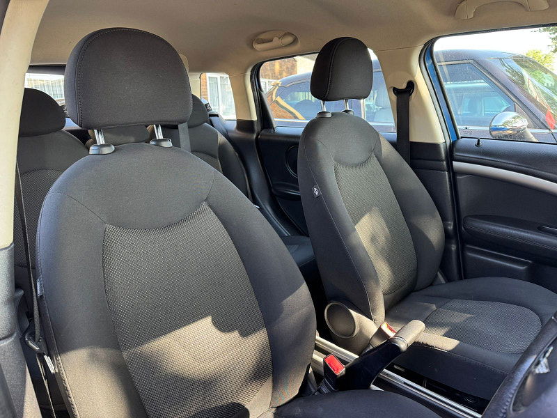 MINI Countryman 2.0L Cooper D Auto SUV 5dr Diesel Automatic Euro 5 (110 bhp) 5dr Automatic 2025