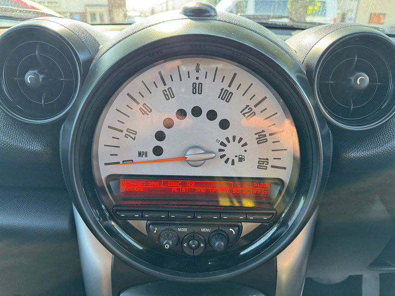 MINI Countryman 2.0L Cooper D Auto SUV 5dr Diesel Automatic Euro 5 (110 bhp) 5dr Automatic 2025