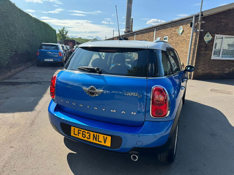MINI Countryman 2.0L Cooper D Auto SUV 5dr Diesel Automatic Euro 5 (110 bhp) 5dr Automatic 2025