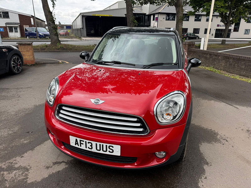 MINI Countryman 2.0L Cooper D Auto SUV 5dr Diesel Automatic Euro 5 (110 bhp) 5dr Automatic 2025