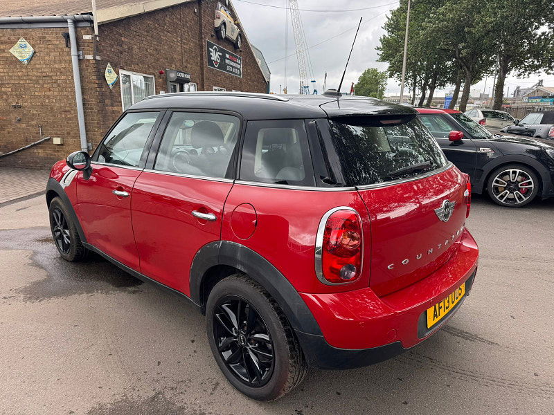 MINI Countryman 2.0L Cooper D Auto SUV 5dr Diesel Automatic Euro 5 (110 bhp) 5dr Automatic 2025