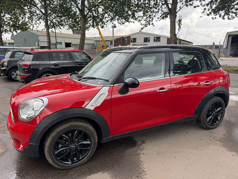 MINI Countryman 2.0L Cooper D Auto SUV 5dr Diesel Automatic Euro 5 (110 bhp) 5dr Automatic 2025