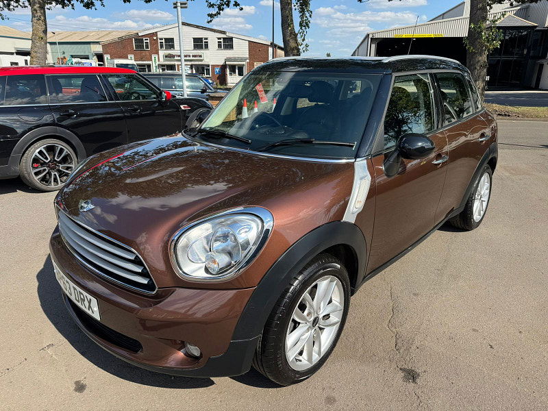 MINI Countryman 2.0L Cooper D Auto SUV 5dr Diesel Automatic Euro 5 (110 bhp) 5dr Automatic 2025