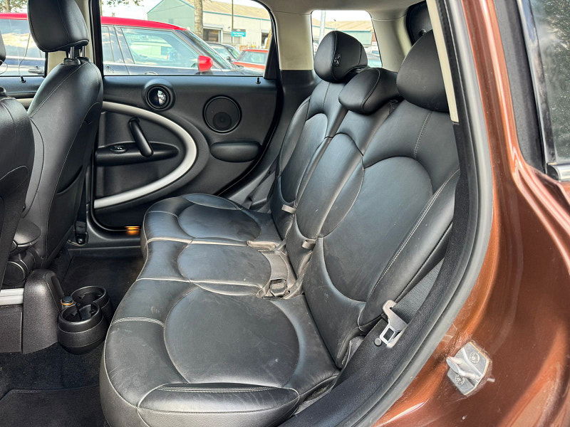 MINI Countryman 2.0L Cooper D Auto SUV 5dr Diesel Automatic Euro 5 (110 bhp) 5dr Automatic 2025