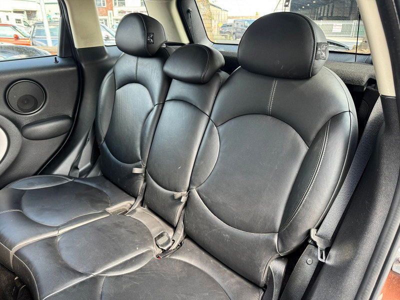 MINI Countryman 2.0L Cooper D Auto SUV 5dr Diesel Automatic Euro 5 (110 bhp) 5dr Automatic 2025