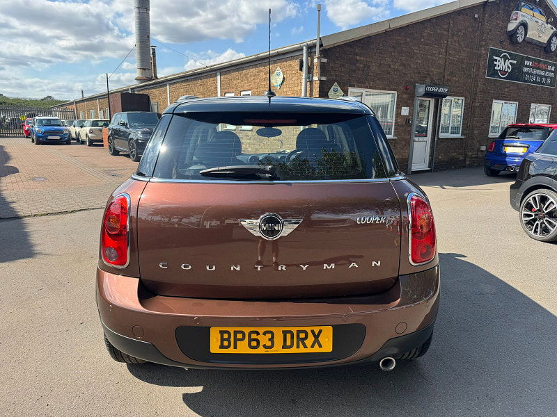 MINI Countryman 2.0L Cooper D Auto SUV 5dr Diesel Automatic Euro 5 (110 bhp) 5dr Automatic 2025