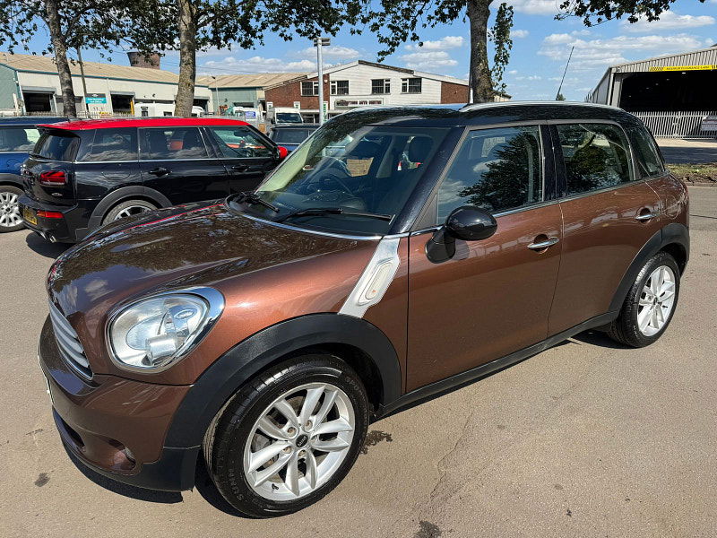 MINI Countryman 2.0L Cooper D Auto SUV 5dr Diesel Automatic Euro 5 (110 bhp) 5dr Automatic 2025