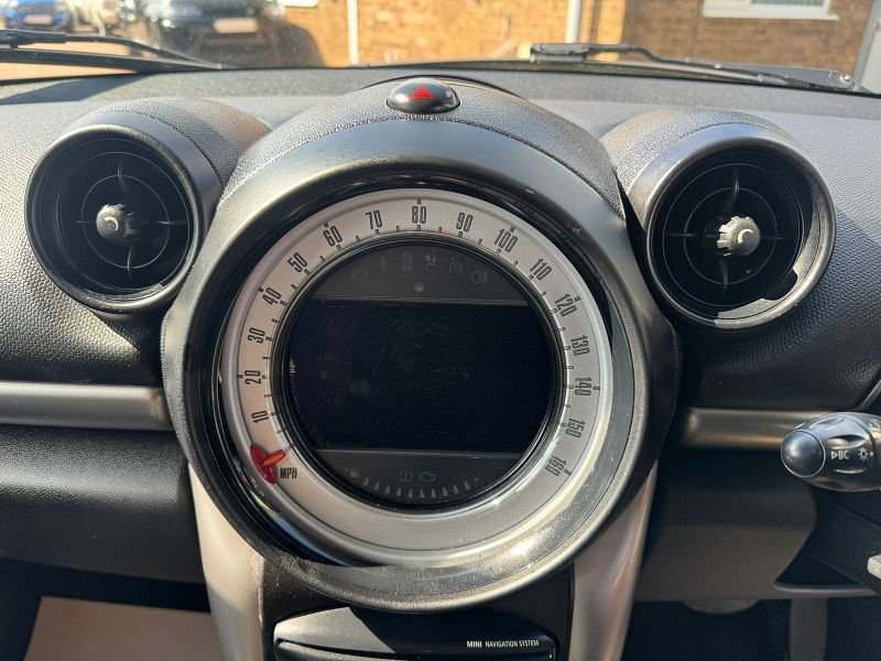 MINI Countryman 2.0L Cooper D Auto SUV 5dr Diesel Automatic Euro 5 (110 bhp) 5dr Automatic 2025