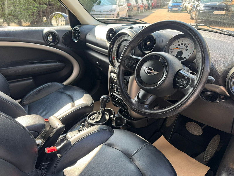 MINI Countryman 2.0L Cooper D Auto SUV 5dr Diesel Automatic Euro 5 (110 bhp) 5dr Automatic 2025