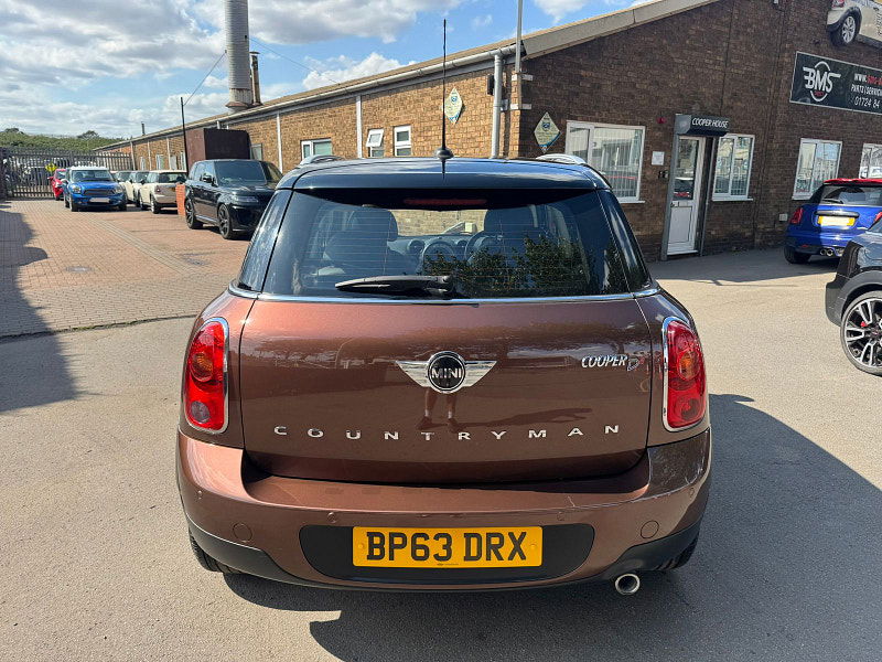 MINI Countryman 2.0L Cooper D Auto SUV 5dr Diesel Automatic Euro 5 (110 bhp) 5dr Automatic 2025