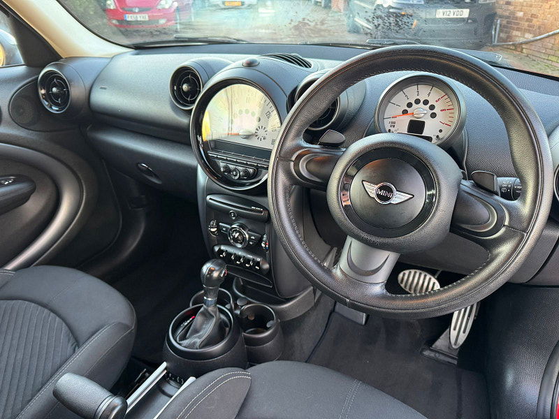 MINI Countryman 2.0L Cooper SD ALL4 Auto SUV 5dr Diesel Automatic Euro 5 (141 bhp) 5dr Automatic 2025