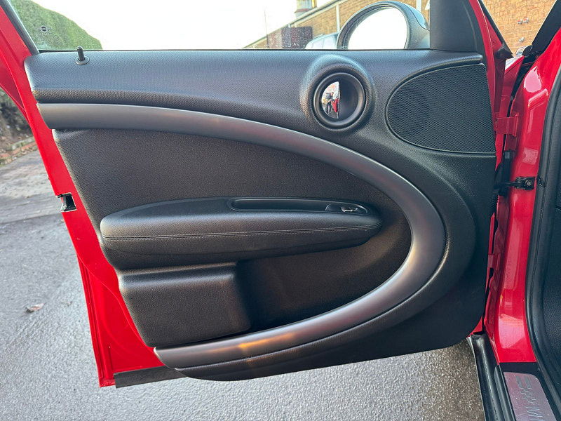 MINI Countryman 2.0L Cooper SD ALL4 Auto SUV 5dr Diesel Automatic Euro 5 (141 bhp) 5dr Automatic 2025