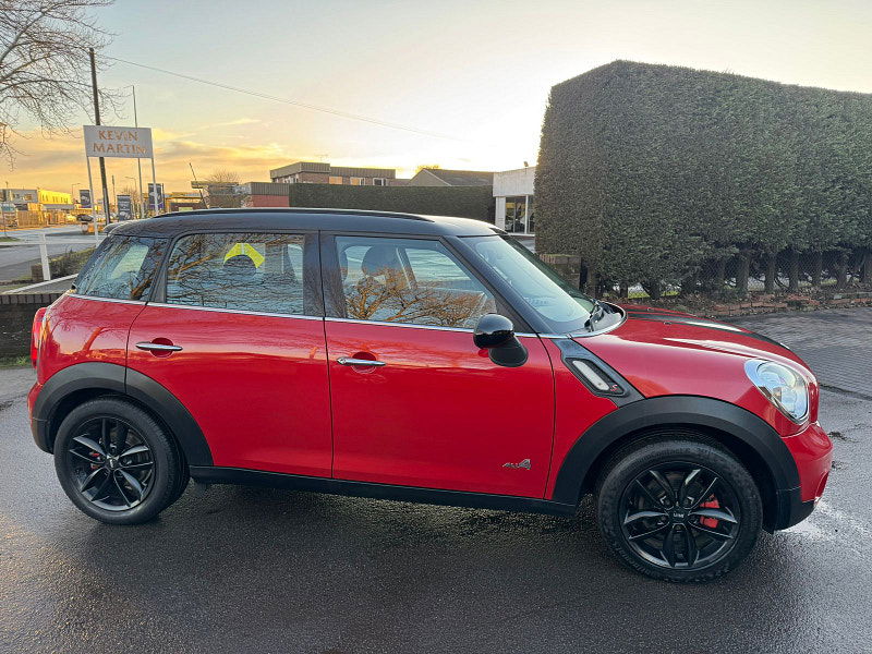 MINI Countryman 2.0L Cooper SD ALL4 Auto SUV 5dr Diesel Automatic Euro 5 (141 bhp) 5dr Automatic 2025