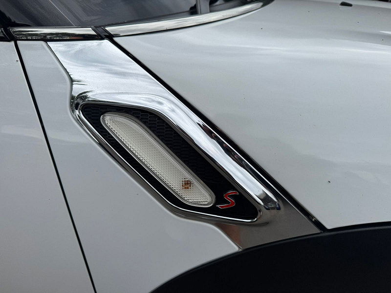 MINI Countryman 2.0L Cooper SD ALL4 SUV 5dr Diesel Manual Euro 5 (141 bhp) 5dr Manual 2025
