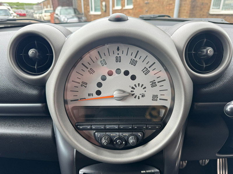 MINI Countryman 2.0L Cooper SD ALL4 SUV 5dr Diesel Manual Euro 5 (141 bhp) 5dr Manual 2025
