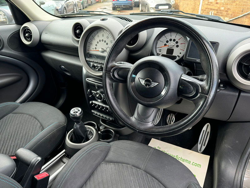 MINI Countryman 2.0L COOPER SD SUV 5dr Diesel Manual Euro 5 (141 bhp) 5dr Manual 2025