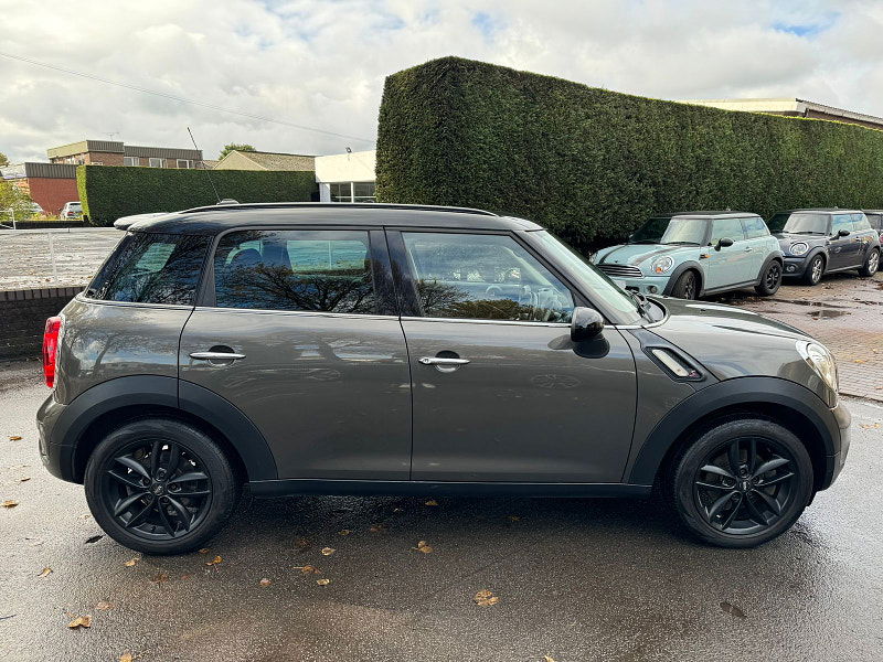 MINI Countryman 2.0L COOPER SD SUV 5dr Diesel Manual Euro 5 (141 bhp) 5dr Manual 2025