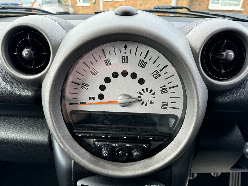 MINI Countryman 2.0L COOPER SD SUV 5dr Diesel Manual Euro 5 (141 bhp) 5dr Manual 2025