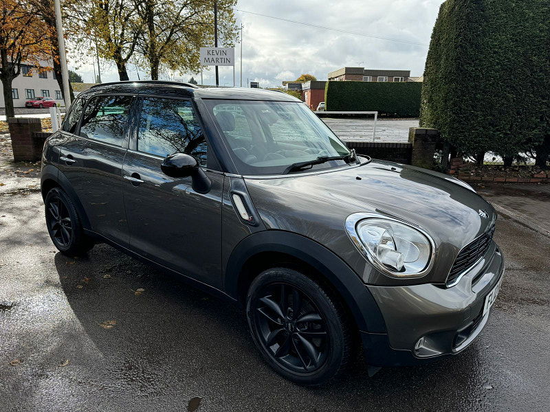 MINI Countryman 2.0L COOPER SD SUV 5dr Diesel Manual Euro 5 (141 bhp) 5dr Manual 2025