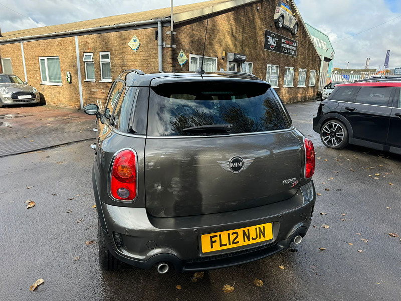 MINI Countryman 2.0L COOPER SD SUV 5dr Diesel Manual Euro 5 (141 bhp) 5dr Manual 2025