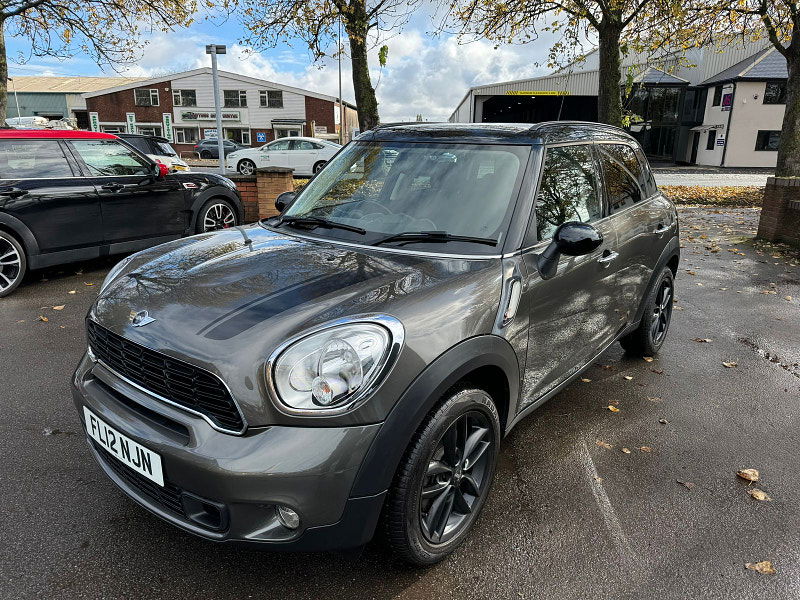 MINI Countryman 2.0L COOPER SD SUV 5dr Diesel Manual Euro 5 (141 bhp) 5dr Manual 2025