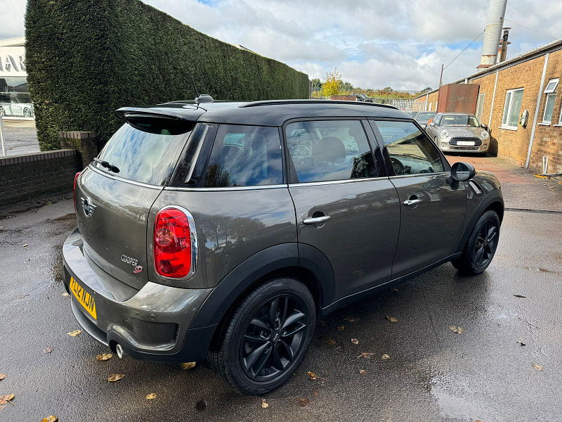 MINI Countryman 2.0L COOPER SD SUV 5dr Diesel Manual Euro 5 (141 bhp) 5dr Manual 2025