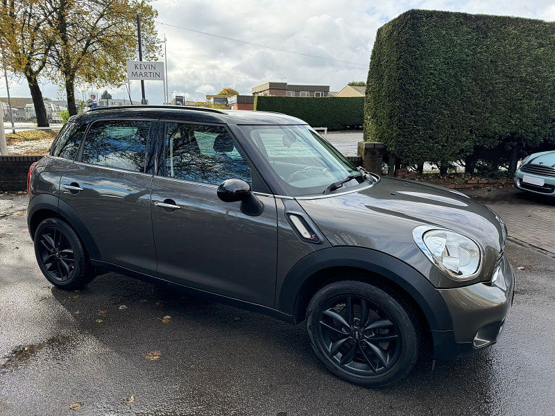 MINI Countryman 2.0L COOPER SD SUV 5dr Diesel Manual Euro 5 (141 bhp) 5dr Manual 2025