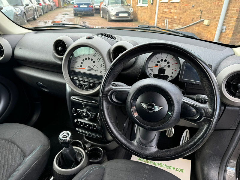 MINI Countryman 2.0L COOPER SD SUV 5dr Diesel Manual Euro 5 (141 bhp) 5dr Manual 2025