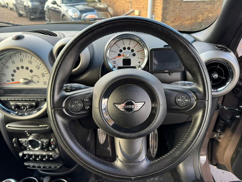 MINI Countryman 2.0L Cooper SD SUV 5dr Diesel Manual Euro 5 (141 bhp) 5dr Manual 2025