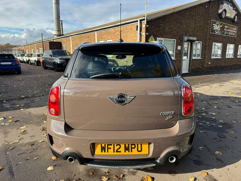 MINI Countryman 2.0L Cooper SD SUV 5dr Diesel Manual Euro 5 (141 bhp) 5dr Manual 2025