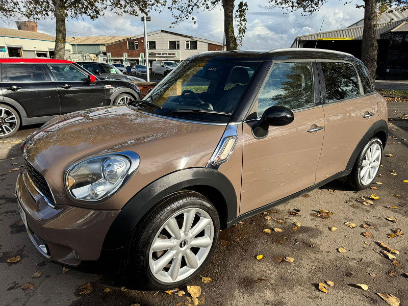 MINI Countryman 2.0L Cooper SD SUV 5dr Diesel Manual Euro 5 (141 bhp) 5dr Manual 2025