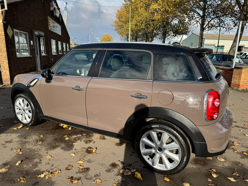 MINI Countryman 2.0L Cooper SD SUV 5dr Diesel Manual Euro 5 (141 bhp) 5dr Manual 2025