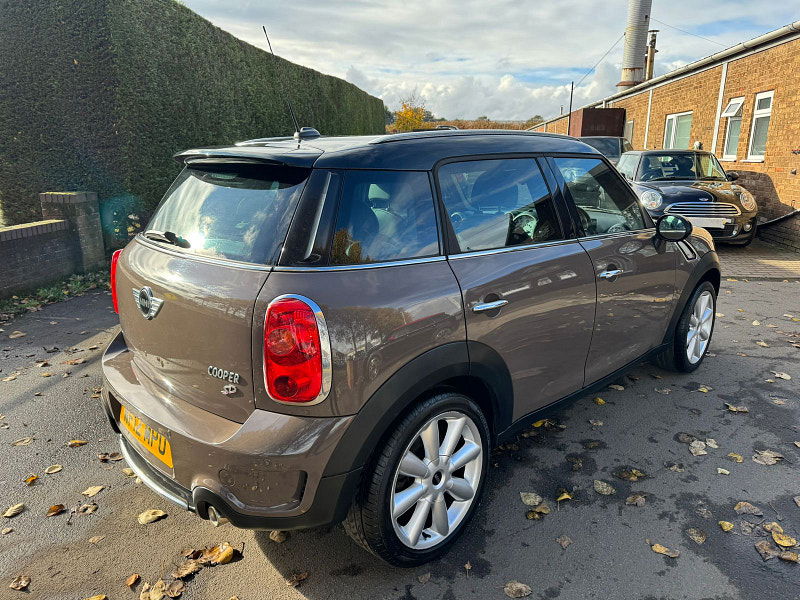 MINI Countryman 2.0L Cooper SD SUV 5dr Diesel Manual Euro 5 (141 bhp) 5dr Manual 2025