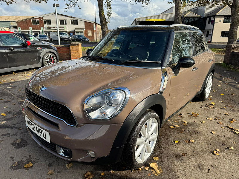 MINI Countryman 2.0L Cooper SD SUV 5dr Diesel Manual Euro 5 (141 bhp) 5dr Manual 2025