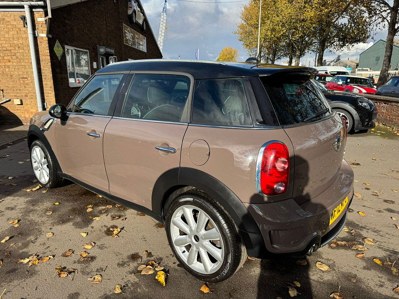 MINI Countryman 2.0L Cooper SD SUV 5dr Diesel Manual Euro 5 (141 bhp) 5dr Manual 2025