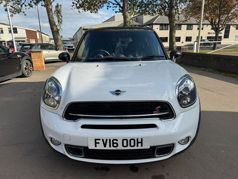 MINI Countryman 2.0L Cooper SD SUV 5dr Diesel Manual Euro 6 (141 bhp) 5dr Manual 2025