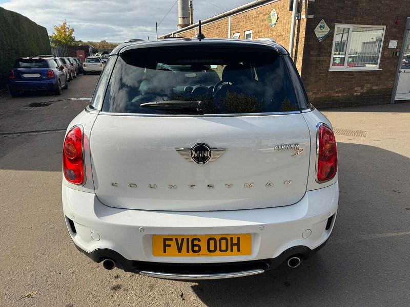 MINI Countryman 2.0L Cooper SD SUV 5dr Diesel Manual Euro 6 (141 bhp) 5dr Manual 2025