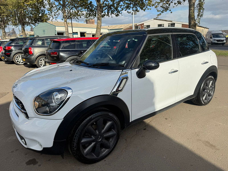 MINI Countryman 2.0L Cooper SD SUV 5dr Diesel Manual Euro 6 (141 bhp) 5dr Manual 2025