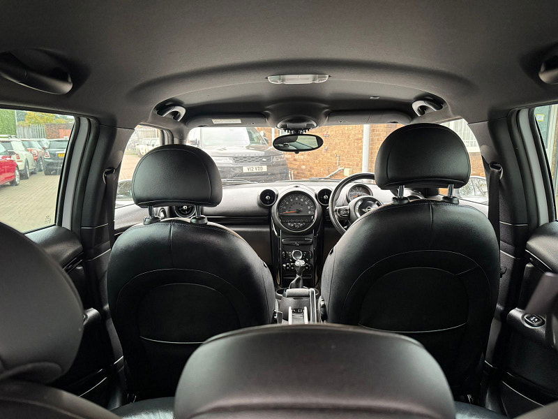 MINI Countryman 2.0L Cooper SD SUV 5dr Diesel Manual Euro 6 (141 bhp) 5dr Manual 2025