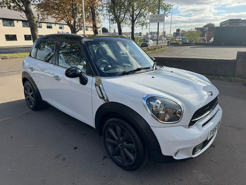 MINI Countryman 2.0L Cooper SD SUV 5dr Diesel Manual Euro 6 (141 bhp) 5dr Manual 2025