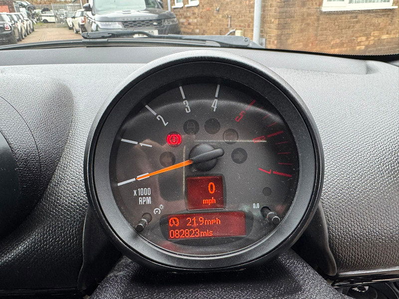 MINI Countryman 2.0L Cooper SD SUV 5dr Diesel Manual Euro 6 (141 bhp) 5dr Manual 2025