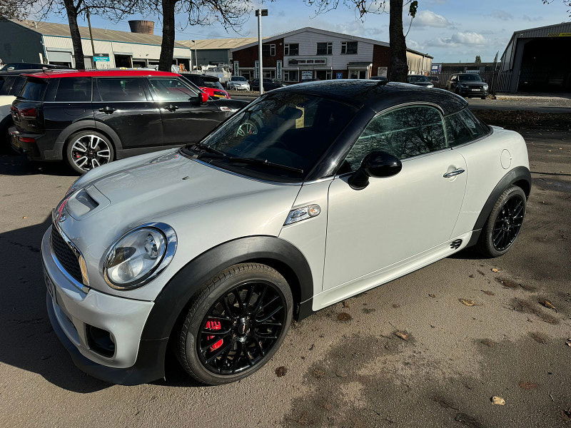 MINI Coupe 1.6L JOHN COOPER WORKS Coupe 3dr Petrol Manual Euro 5 (208 bhp) 3dr Manual 2025