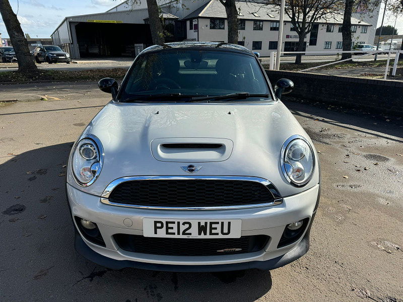 MINI Coupe 1.6L JOHN COOPER WORKS Coupe 3dr Petrol Manual Euro 5 (208 bhp) 3dr Manual 2025