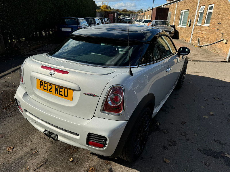 MINI Coupe 1.6L JOHN COOPER WORKS Coupe 3dr Petrol Manual Euro 5 (208 bhp) 3dr Manual 2025